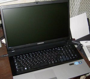 Зашёл в Дисне за сигаретой, а забрал ноутбук