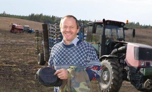 Виктору Карповичу в ОАО "Любиново" пришлось трудиться в усиленном режиме