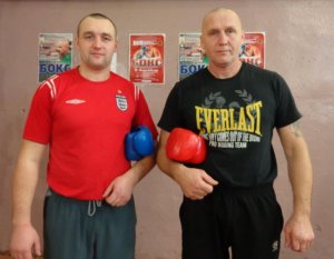 Миорские мастера кожаных перчаток