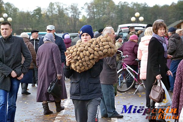 Ярмарка в Миорах удовлетворила спрос покупателей