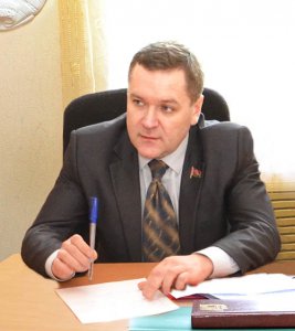 В Дисне провёл приём граждан депутат Андрей Юницын