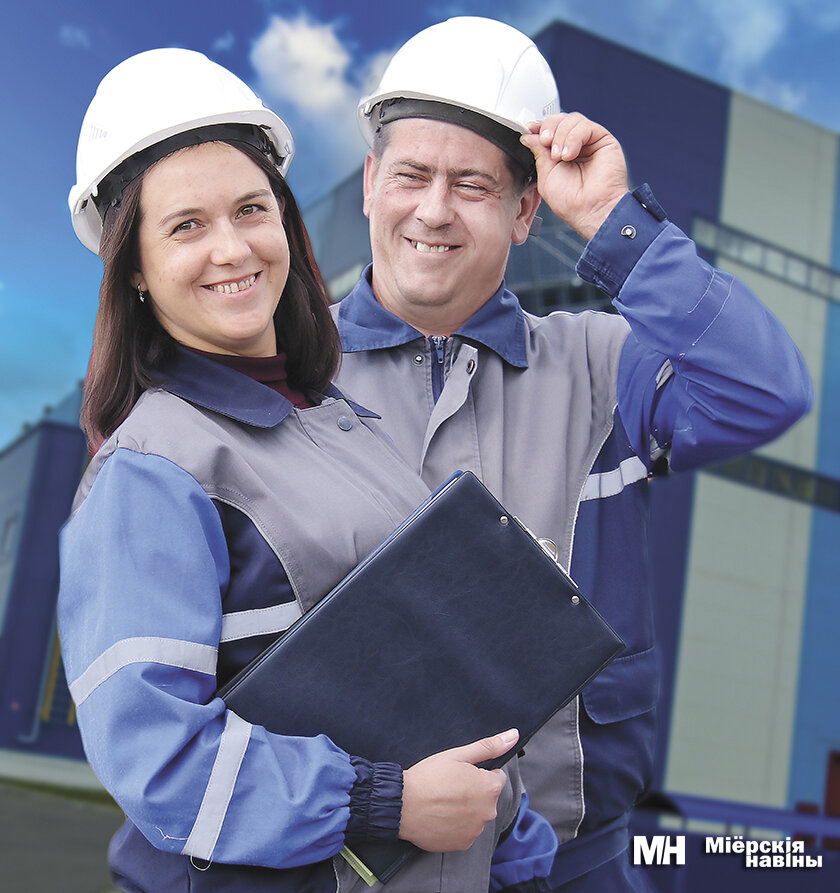 На працу аднолькавым маршрутам спяшаецца сямейная пара міярчан Валерыя і Кацярыны ЛАПКОЎСКІХ