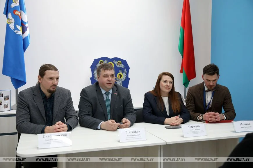 Историко-культурные, промышленные, экологические. Какие экскурсии по Беларуси в топе у туристов?