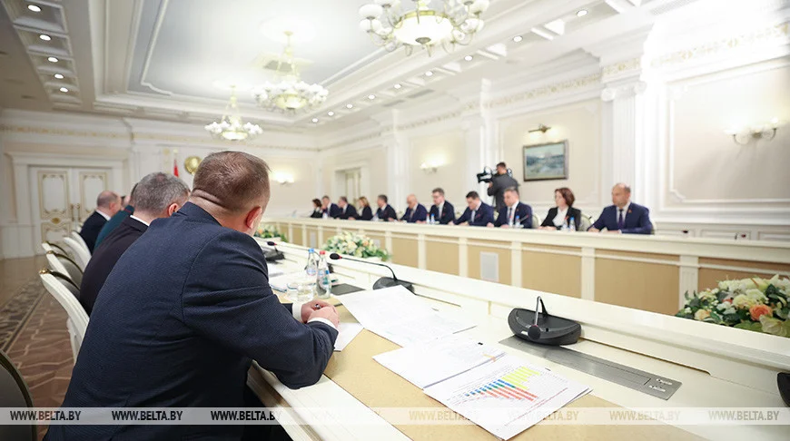 Лукашенко поставил вопрос о функционировании магистратуры